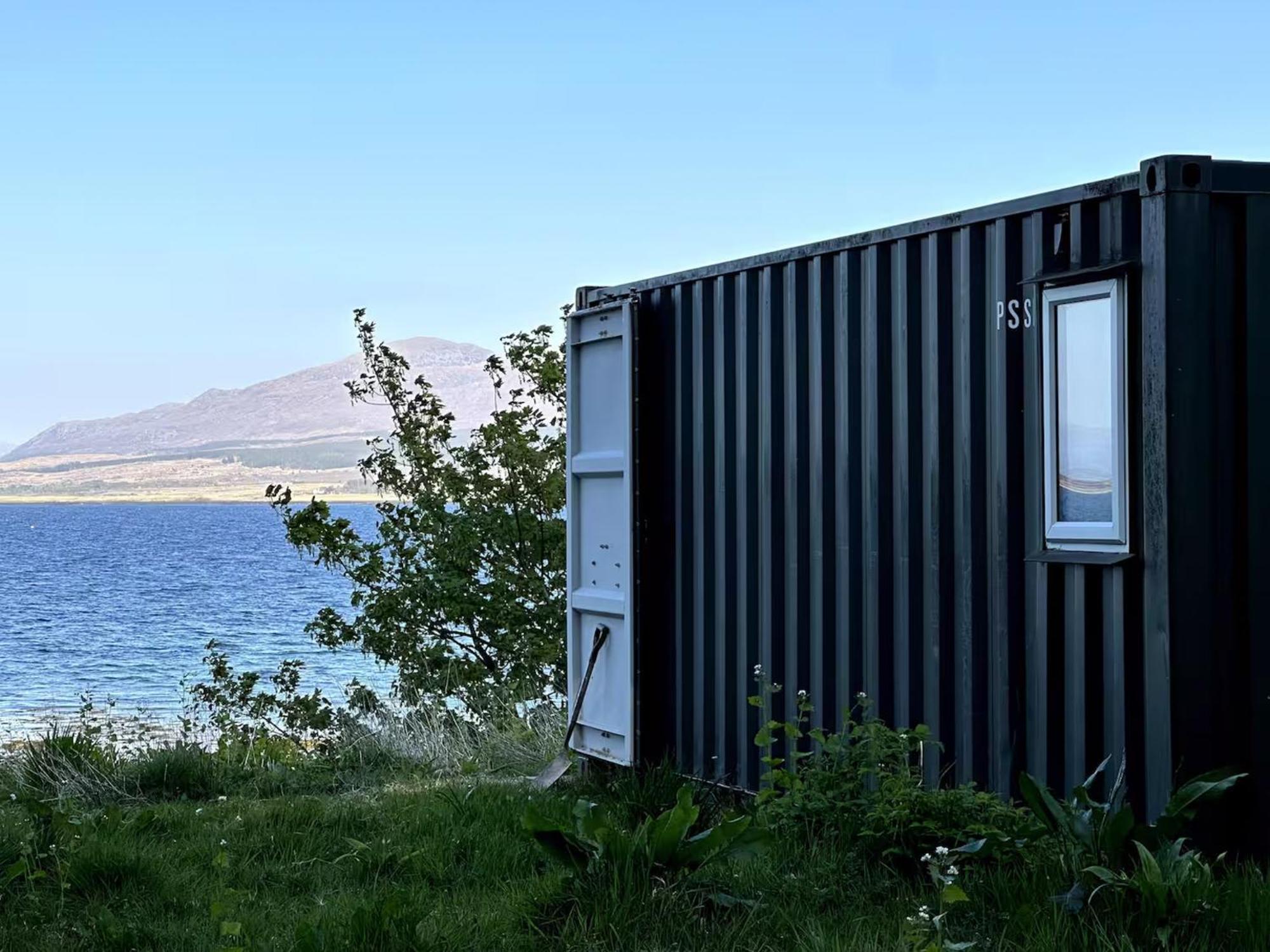Corry Lodge Estate - Sheperds Huts Or Container Stays With Sea View Broadford (Isle of Skye) Buitenkant foto